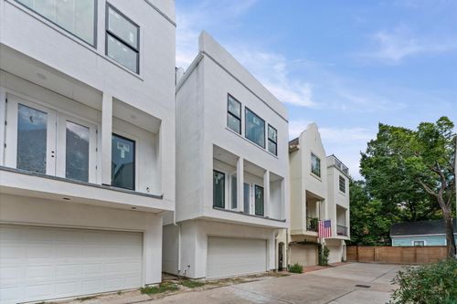 918 Patterson St, Houston, TX, 77007-5423 | Card Image