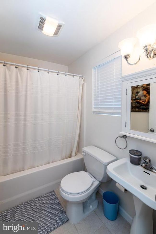 UNIT-106 - 2207 Surf Ave, Townhouse with 1 bedrooms, 2 bathrooms and null parking in North Wildwood NJ | Image 14