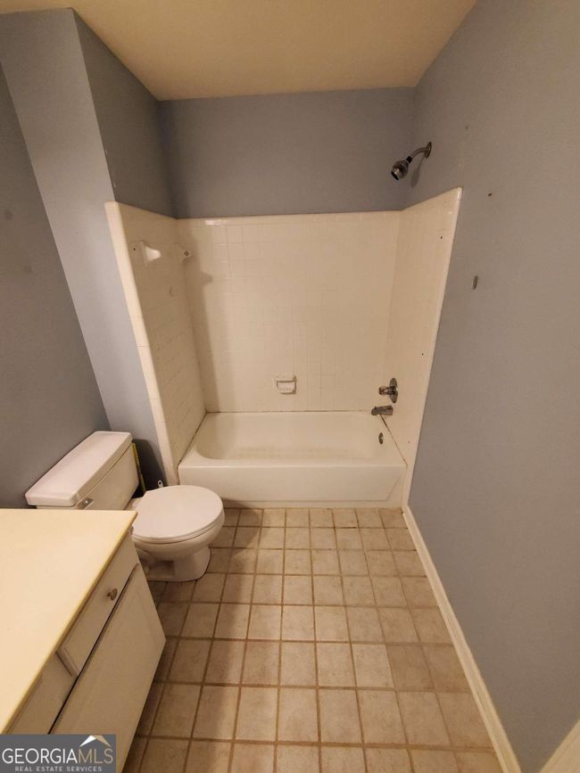 11580 Findley Rd, House other with 4 bedrooms, 3 bathrooms and null parking in Duluth GA | Image 9