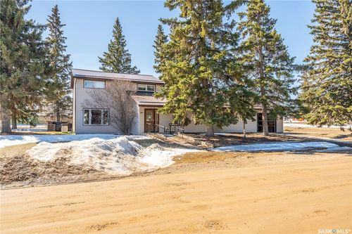 149 2nd Avenue S, Pierceland, SK, S0M2K0 | Card Image