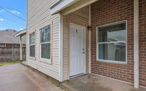 a-1104 Verde Dr, Bryan, TX, 77801-1765 | Card Image