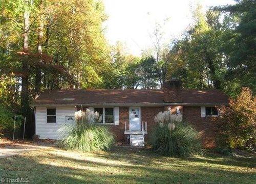 1315 Spry St, Greensboro, NC, 27405-4025 | Card Image