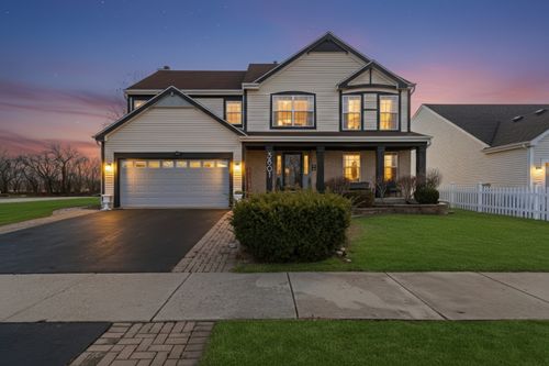 3801 Phillip Dr, Zion, IL, 60099-9209 | Card Image