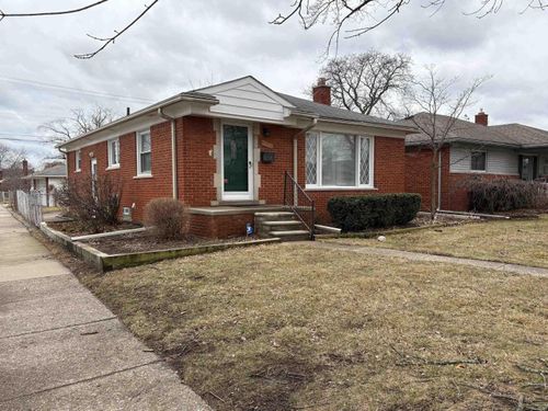 21128 Erben St, Saint Clair Shores, MI, 48081-3115 | Card Image