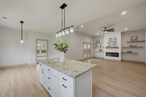 1019 Holiday Dr, Sherman, TX, 75090-8323 | Card Image