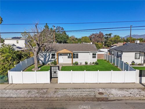 12317 Roscoe Blvd, Sun Valley, CA, 91352-3721 | Card Image