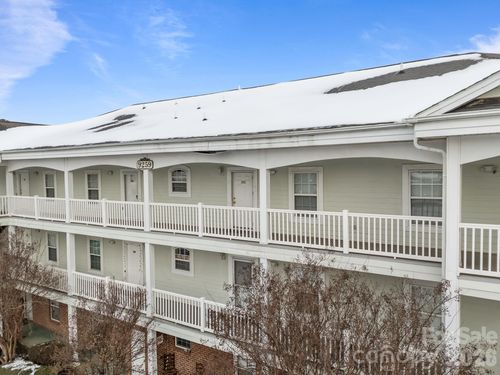 9285 Meadow Vista Rd, Charlotte, NC, 28213-5296 | Card Image