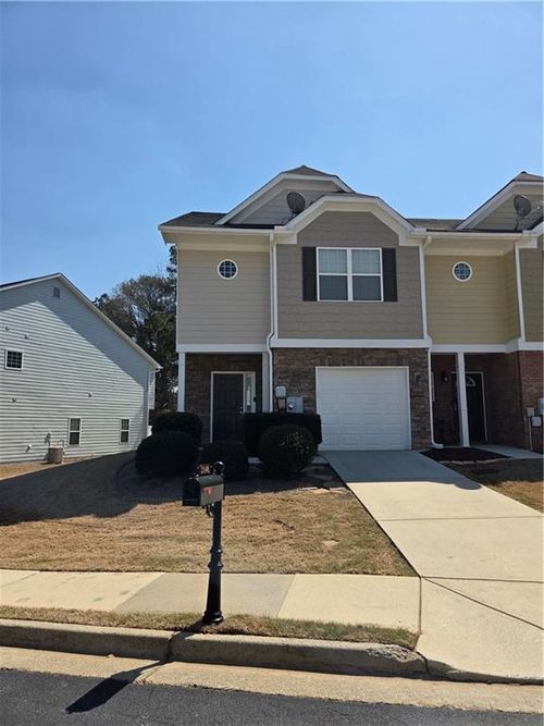 2140 Burns View Ln, Lawrenceville, GA, 30044-7707 | Card Image