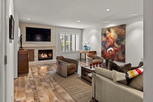 1007 Brentwood Ct, Pacific Grove, CA, 93950-5021 | Card Image