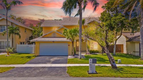 9601 Sw 9th Court, Pembroke Pines, FL, 33025 | Card Image