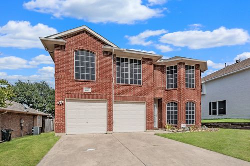 1217 Katy Dr, Saginaw, TX, 76131-4943 | Card Image