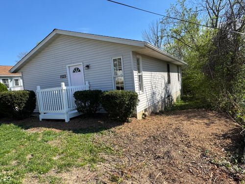 1523 W 8th St, Bloomington, IN, 47404-2837 | Card Image