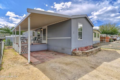 960 Peace Ln, Prescott, AZ, 86305-1655 | Card Image