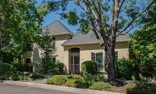 472 Lindsay Ln, Ashland, OR, 97520-1038 | Card Image