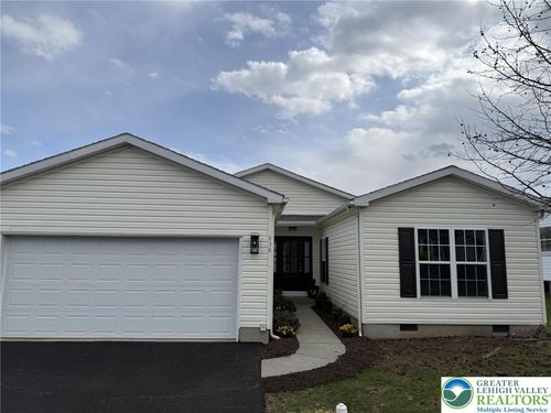 636 San Simeon Pl, Forks Twp, PA, 18040-7440 | Card Image