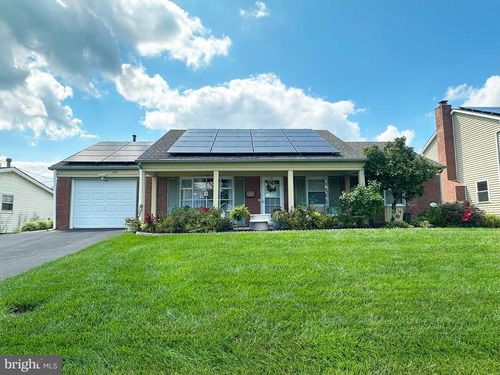 132 Edge Ln, Willingboro, NJ, 08046-2416 | Card Image