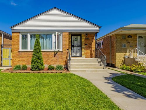 5817 S Mulligan Ave, Chicago, IL, 60638-3430 | Card Image