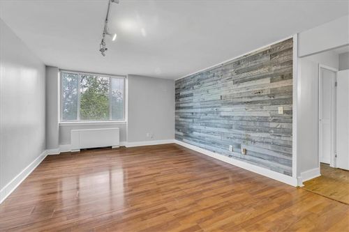 apt-4q-600 E 8th St, Kansas City, MO, 64106-1619 | Card Image