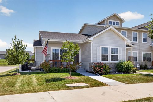 1973 S Warrior Ln, Waukee, IA, 50263-7400 | Card Image