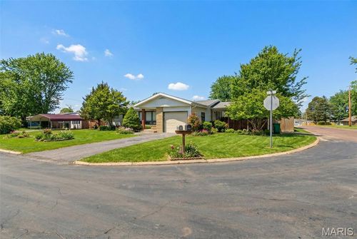 815 M- Carlton Street, Mountain Grove, MO, 65711 | Card Image