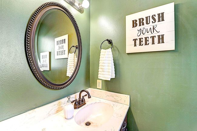 8111 Pine Green Ln, House other with 6 bedrooms, 4 bathrooms and 2 parking in Humble TX | Image 22