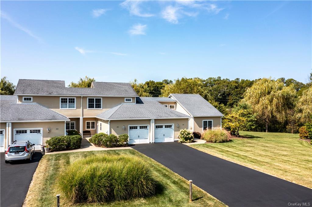 Laurel Ln, Rhinebeck, NY 12572