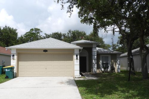 1520 Vista Lake Cir, Melbourne, FL, 32904-1815 | Card Image
