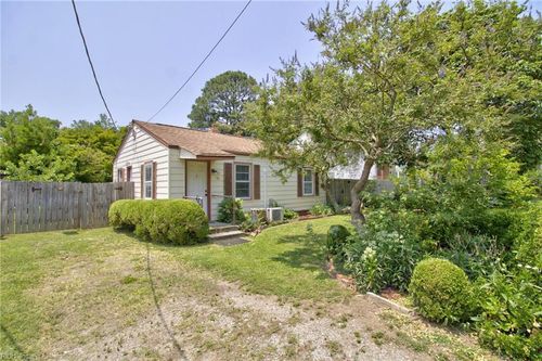 121 Lucas Avenue, Norfolk, VA, 23502 | Card Image
