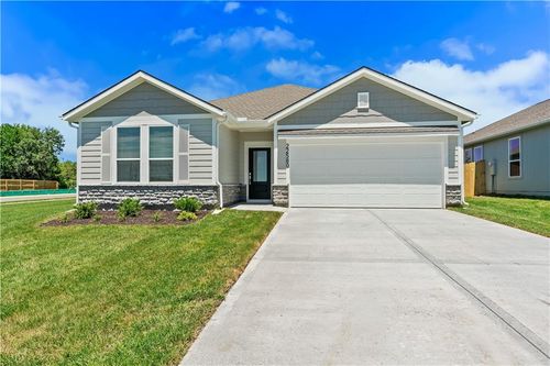 22580 W 214th Ter, Spring Hill, KS, 66083 | Card Image