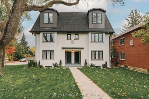 7-60 Mcnairn Ave, Toronto, ON, M5M2H5 | Card Image