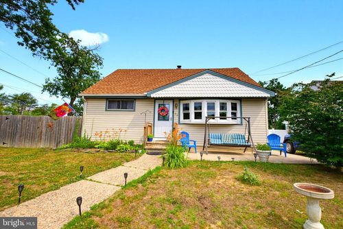 63 Linden Ave, BELLMAWR, NJ, 08031-2239 | Card Image