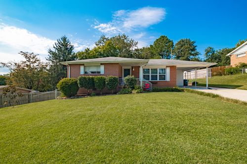 7312 Elaine Cir, Chattanooga, TN, 37421-4002 | Card Image