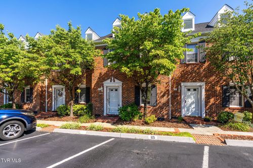 apt-m65-400 Sunset Dr, Johnson City, TN, 37604-2479 | Card Image
