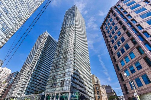 2408-38 Grenville St, Toronto, ON, M4Y1A5 | Card Image
