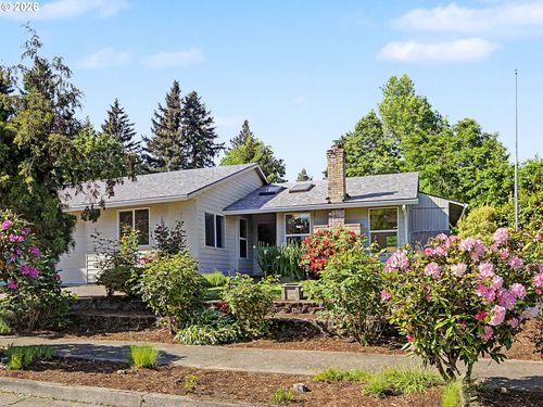 15893 Ne Holladay St, Portland, OR, 97230-5445 | Card Image