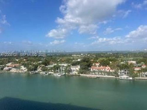 14b-5750 Collins Ave, Miami Beach, FL, 33140-2328 | Card Image