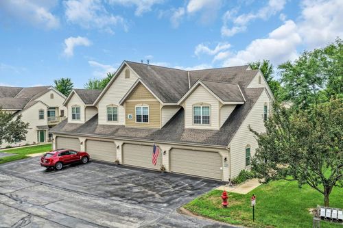 102-16-8615 S Stratford Road, Oak Creek, WI, 53154 | Card Image