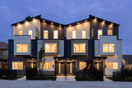 102-914 Rochester Ave, Coquitlam, BC, V3K2W6 | Card Image