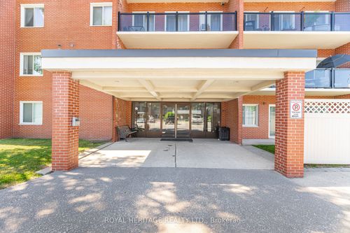 304-131 Taunton Rd E, Oshawa, ON, L1G3T8 | Card Image