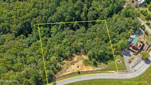 108 Flint Ridge Rd, Rockwood, TN, 37854-5547 | Card Image