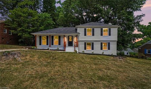 2210 Dulaire Rd, Greensboro, NC, 27407-6043 | Card Image