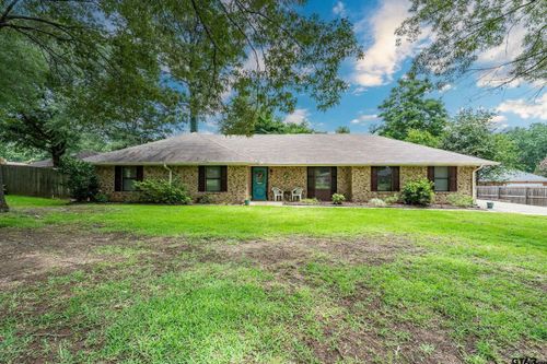 354 Royal Cir, Whitehouse, TX, 75791-5792 | Card Image