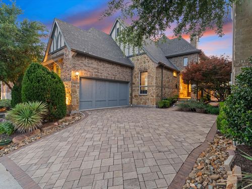 630 The Lakes Blvd, Lewisville, TX, 75056-6049 | Card Image