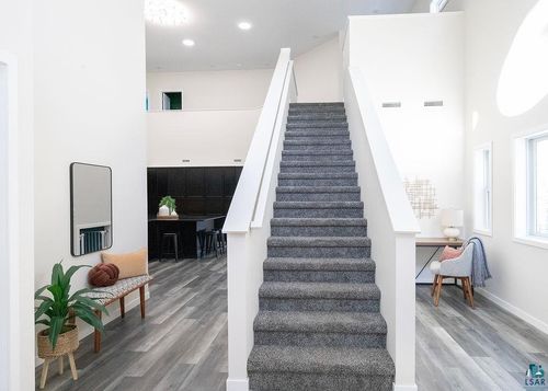 417 Elk St, Duluth, MN, 55803-1404 | Card Image