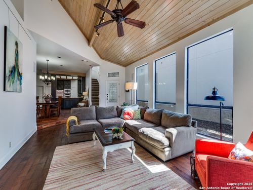 29439 Summit Ridge Dr, Boerne, TX, 78015-4573 | Card Image