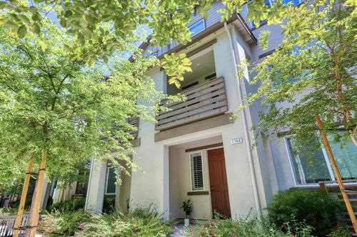 1746 Pedrozzi Cmn, Livermore, CA, 94551-6824 | Card Image