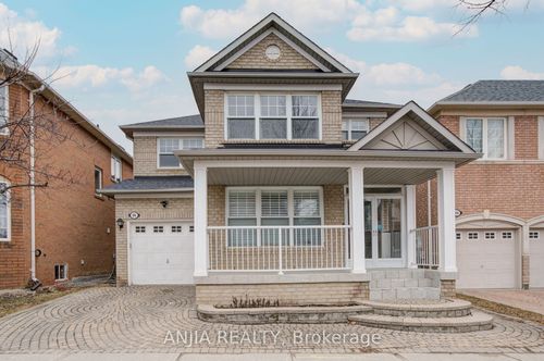 96 Castlemore Ave, Markham, ON, L6C2G9 | Card Image