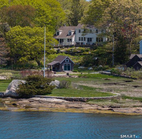 32 Money Point Rd, Mystic, CT, 06355-3260 | Card Image