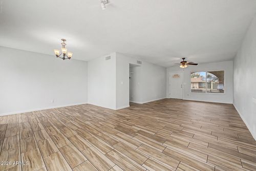 5439 W Becker Lane, Glendale, AZ, 85304 | Card Image