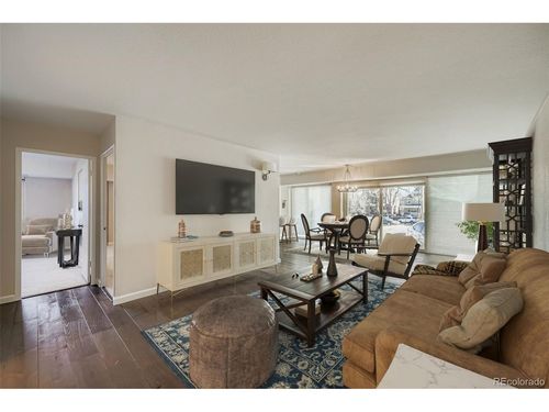 210-800 N Washington St, Denver, CO, 80203-3384 | Card Image